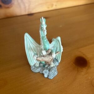 Dragon figurine